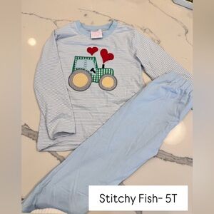 Stitchy Fish Blue Tractor Heart Set 5T